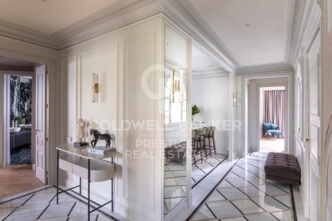 Apartment à vendre à Barcelona, Espagne, 4 chambres, 201 m2 No. 159434 - photo 22
