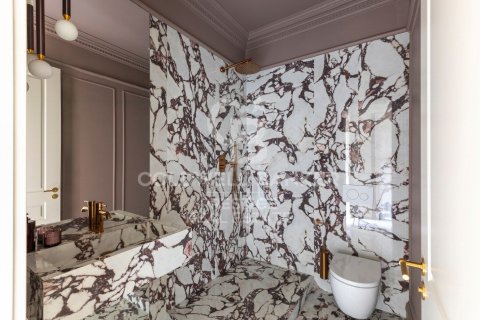 Apartment à vendre à Barcelona, Espagne, 4 chambres, 201 m2 No. 159434 - photo 17