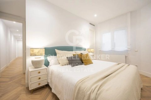 Huoneisto myytävänä Madrid, Espanja, 4 makuuhuonetta, 244 m2 No. 159433 - kuva 11
