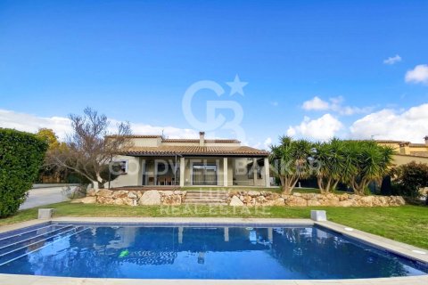 House for sale in Peralada, Girona, Spain 4 bedrooms, 310 sq.m. No. 159435 - photo 26