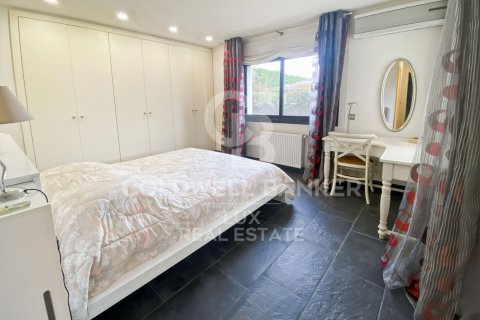 House for sale in Peralada, Girona, Spain 4 bedrooms, 310 sq.m. No. 159435 - photo 23