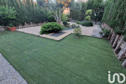 House for sale in Figueres, Girona, Spain 3 bedrooms, 165 sq.m. No. 154148 - photo 12