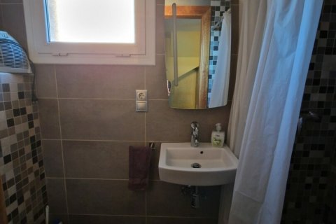 House for sale in Figueres, Girona, Spain 3 bedrooms, 165 sq.m. No. 154148 - photo 4