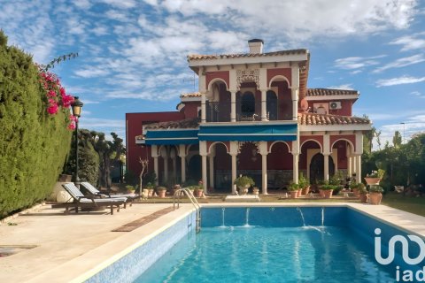 Dom w Torrevieja, Alicante, Hiszpania 8 sypialni, 500 mkw. nr 154142 – zdjęcie 29