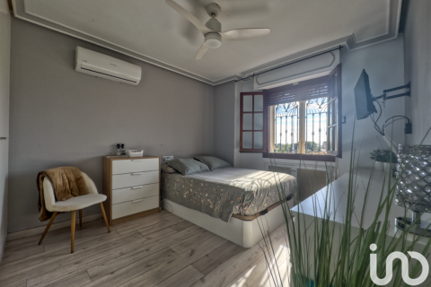 Dom w Torrevieja, Alicante, Hiszpania 8 sypialni, 500 mkw. nr 154142 – zdjęcie 16