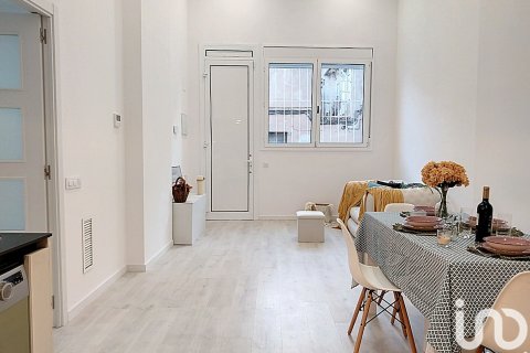 Huoneisto myytävänä Sabadell, Barcelona, Espanja, 3 makuuhuonetta, 102 m2 No. 154145 - kuva 7