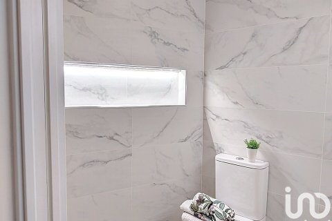 Huoneisto myytävänä Sabadell, Barcelona, Espanja, 3 makuuhuonetta, 102 m2 No. 154145 - kuva 24