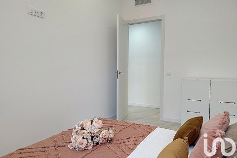 Huoneisto myytävänä Sabadell, Barcelona, Espanja, 3 makuuhuonetta, 102 m2 No. 154145 - kuva 22