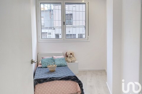 Huoneisto myytävänä Sabadell, Barcelona, Espanja, 3 makuuhuonetta, 102 m2 No. 154145 - kuva 18