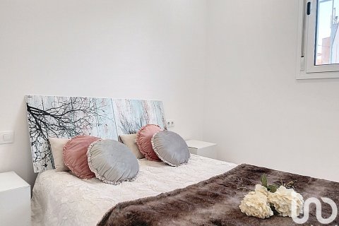 Huoneisto myytävänä Sabadell, Barcelona, Espanja, 3 makuuhuonetta, 102 m2 No. 154145 - kuva 28