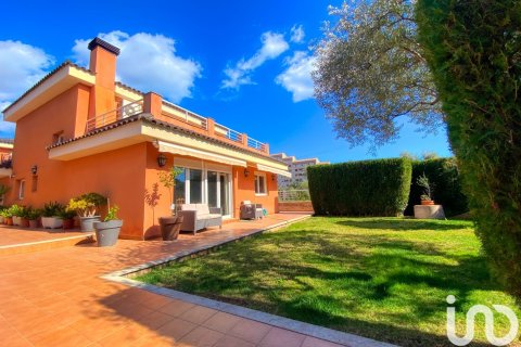 Продажа дома в Оропеса-дель-Мар, Кастельон, Испания 4 спальни, 333м2 №154144 - фото 2