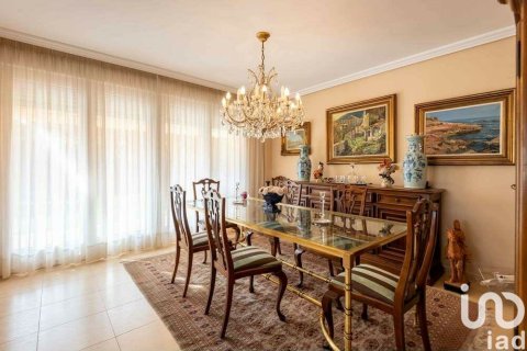 Продажа дома в Оропеса-дель-Мар, Кастельон, Испания 4 спальни, 333м2 №154144 - фото 5