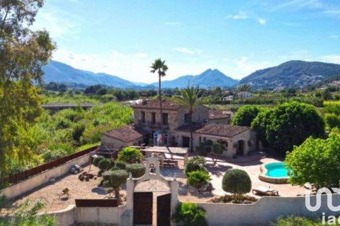 Dom w Xalo, Alicante, Hiszpania 6 sypialni, 556 mkw. nr 154146 – zdjęcie 5