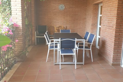 Сasa en venta en Pineda de Mar, Barcelona, España 6 dormitorios, 470 m2 No. 154147 - foto 18