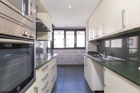 Apartment à vendre à Sant Just Desvern, Barcelona, Espagne, 3 chambres, 112 m2 No. 195609 - photo 13