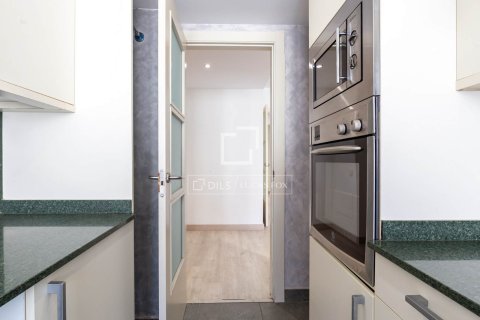 Apartment à vendre à Sant Just Desvern, Barcelona, Espagne, 3 chambres, 112 m2 No. 195609 - photo 17