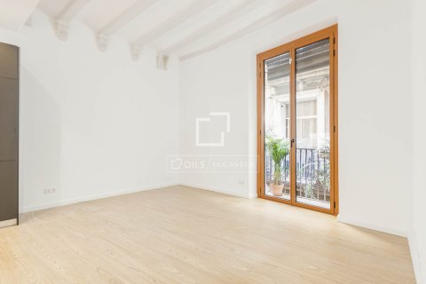 Apartment à vendre à Barcelona, Espagne, 4 chambres, 100 m2 No. 195610 - photo 4