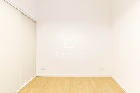 Apartment à vendre à Barcelona, Espagne, 4 chambres, 100 m2 No. 195610 - photo 27