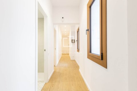 Apartment à vendre à Barcelona, Espagne, 4 chambres, 100 m2 No. 195610 - photo 22