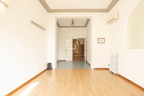 Apartment à vendre à Barcelona, Espagne, 3 chambres, 134 m2 No. 195605 - photo 22