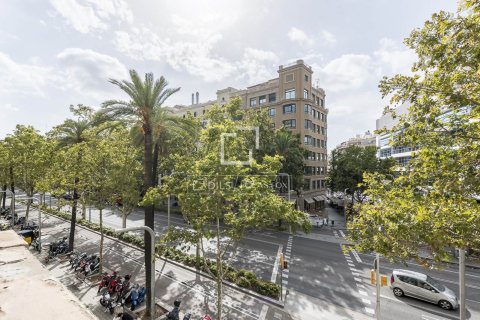 Apartment à vendre à Barcelona, Espagne, 3 chambres, 134 m2 No. 195605 - photo 14