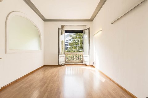 Apartment à vendre à Barcelona, Espagne, 3 chambres, 134 m2 No. 195605 - photo 11