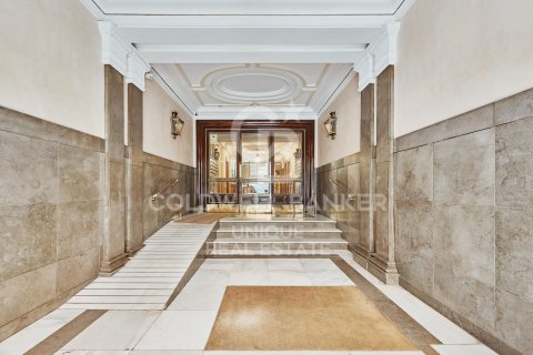 Apartament w Madrid, Hiszpania 3 sypialnie, 134 mkw. nr 158203 – zdjęcie 7