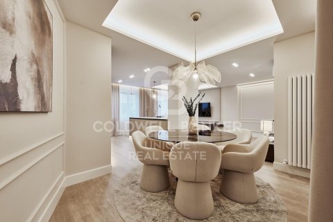 Apartament w Madrid, Hiszpania 3 sypialnie, 134 mkw. nr 158203 – zdjęcie 15