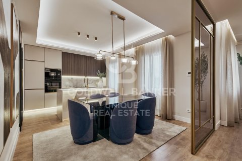 Huoneisto myytävänä Madrid, Espanja, 2 makuuhuonetta, 95 m2 No. 158206 - kuva 4