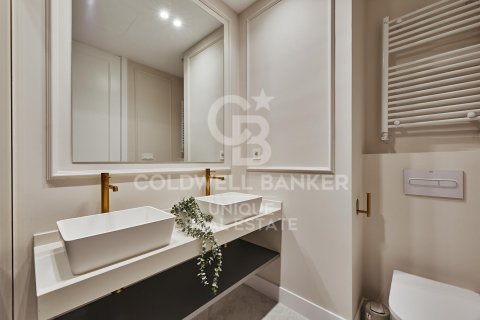 Huoneisto myytävänä Madrid, Espanja, 2 makuuhuonetta, 95 m2 No. 158206 - kuva 20