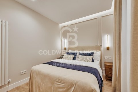 Huoneisto myytävänä Madrid, Espanja, 2 makuuhuonetta, 95 m2 No. 158206 - kuva 12
