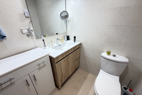 Huoneisto myytävänä Cabo Roig, Alicante, Espanja, 2 makuuhuonetta, 70 m2 No. 189632 - kuva 14