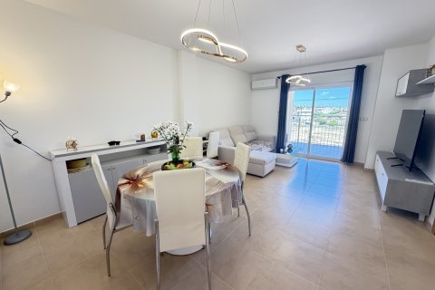 Huoneisto myytävänä Cabo Roig, Alicante, Espanja, 2 makuuhuonetta, 70 m2 No. 189632 - kuva 3