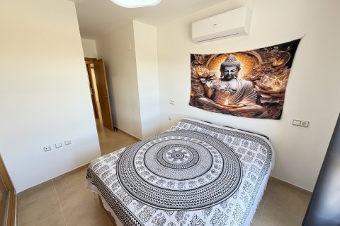 Huoneisto myytävänä Cabo Roig, Alicante, Espanja, 2 makuuhuonetta, 70 m2 No. 189632 - kuva 12