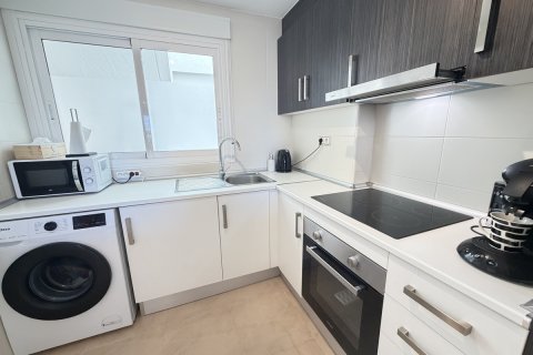 Huoneisto myytävänä Cabo Roig, Alicante, Espanja, 2 makuuhuonetta, 70 m2 No. 189632 - kuva 6