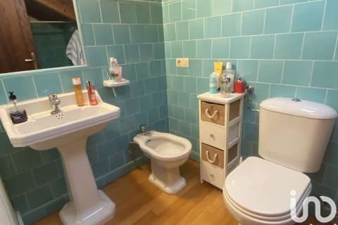 Hus till salu i Cambados, Pontevedra, Spanien 3 sovrum, 220 kvm. Nr. 154085 - foto 22