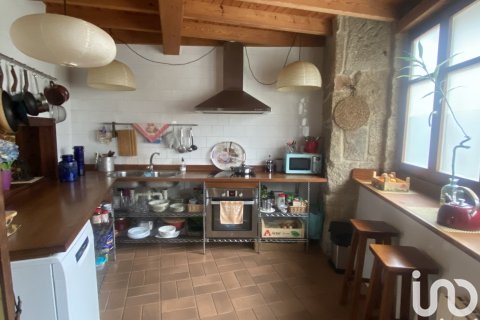 Hus till salu i Cambados, Pontevedra, Spanien 3 sovrum, 220 kvm. Nr. 154085 - foto 7