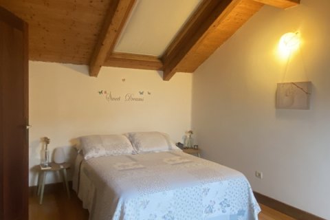 Hus till salu i Cambados, Pontevedra, Spanien 3 sovrum, 220 kvm. Nr. 154085 - foto 24