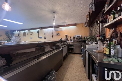 Bar/ristorante a Roda de Ter, Barcelona, Spagna 270 mq. N° 154083