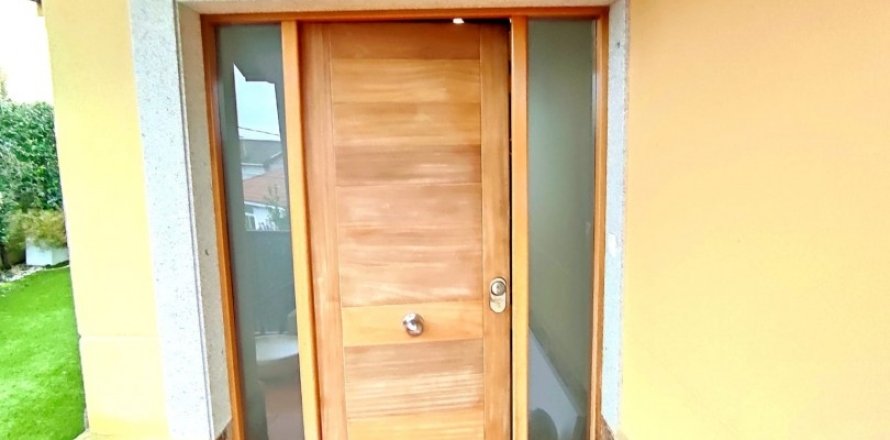 Сasa en Sada, La Coruña, España 4 dormitorios, 341 m2 No. 154081
