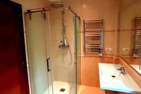 Сasa en venta en Sada, La Coruña, España 4 dormitorios, 341 m2 No. 154081 - foto 23