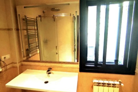 Сasa en venta en Sada, La Coruña, España 4 dormitorios, 341 m2 No. 154081 - foto 22