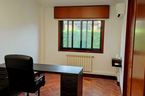 Сasa en venta en Sada, La Coruña, España 4 dormitorios, 341 m2 No. 154081 - foto 17