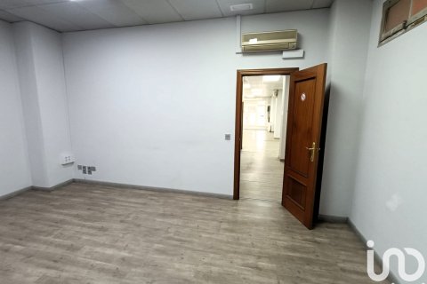 Office for sale in Leon, Spain 215 sq.m. No. 154082 - photo 4