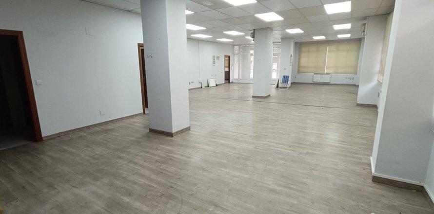 Office in Leon, Spain 215 sq.m. No. 154082