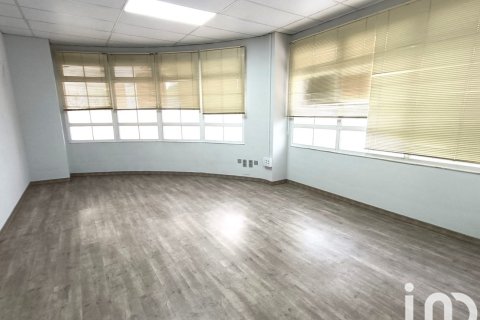 Office for sale in Leon, Spain 215 sq.m. No. 154082 - photo 15