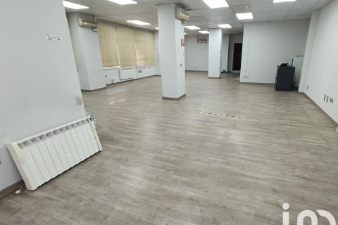 Office for sale in Leon, Spain 215 sq.m. No. 154082 - photo 13