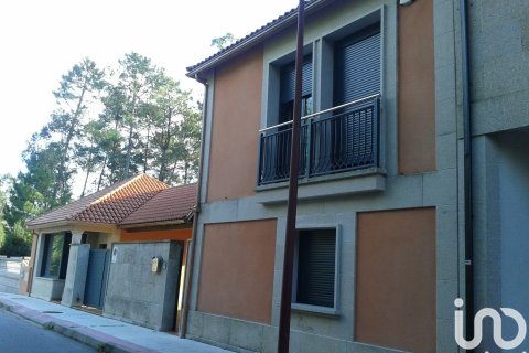 Дом в Моранья, Понтеведра, Испания 4 спальни, 415м2 №154080