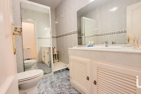 Talo myytävänä Malaga, Espanja, 6 makuuhuonetta, 245 m2 No. 154084 - kuva 15