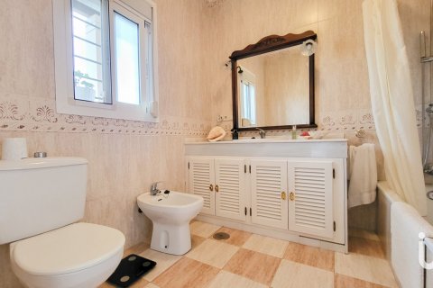 Talo myytävänä Malaga, Espanja, 6 makuuhuonetta, 245 m2 No. 154084 - kuva 12